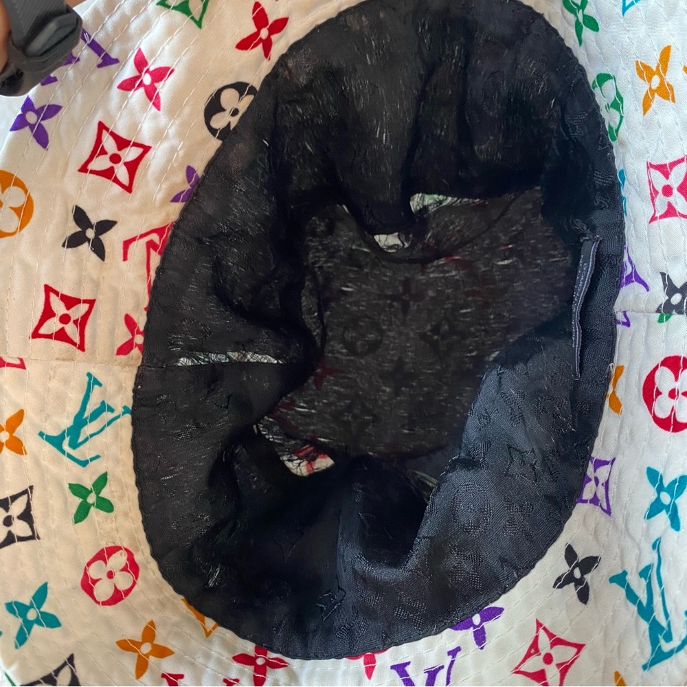 Louis Vuitton FAUX Monogram Bucket Hat - Picture 3 of 8